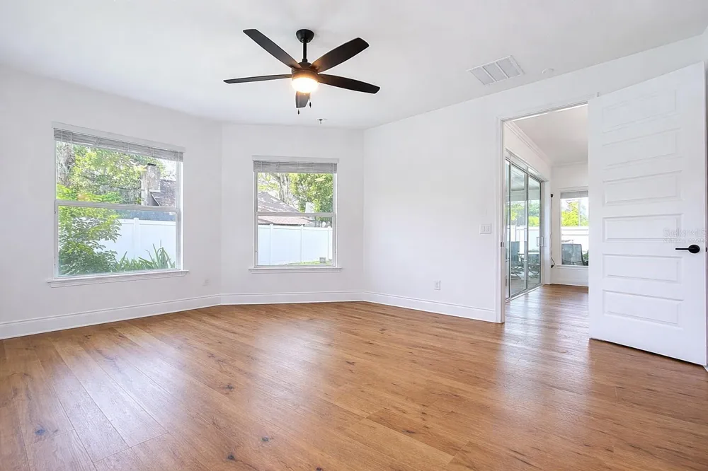 929 CLEARVIEW AVENUE Lakeland, FL 33801