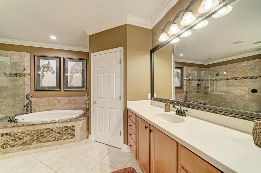 8432 MIRAMAR WAY Lakewood Ranch, FL 34202