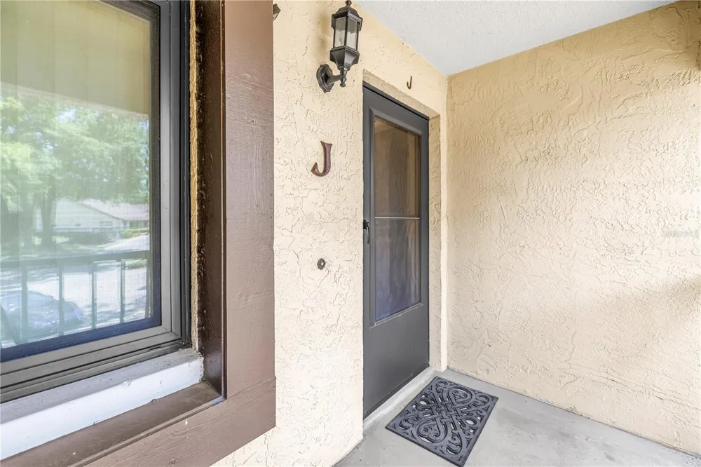 3600 MAGNOLIA RIDGE CIRCLE #1224 Palm Harbor, FL 34684