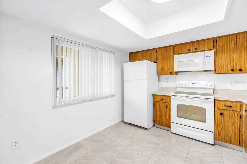 3600 MAGNOLIA RIDGE CIRCLE #1224 Palm Harbor, FL 34684