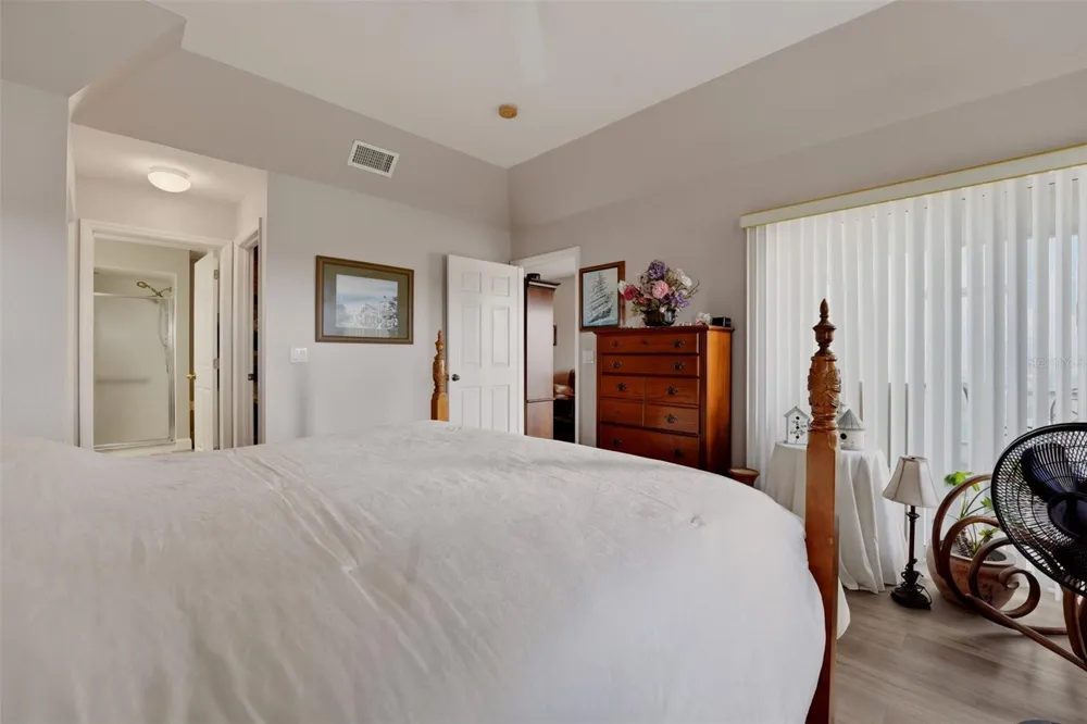 5800 SABAL TRACE DRIVE #401 North Port, FL 34287
