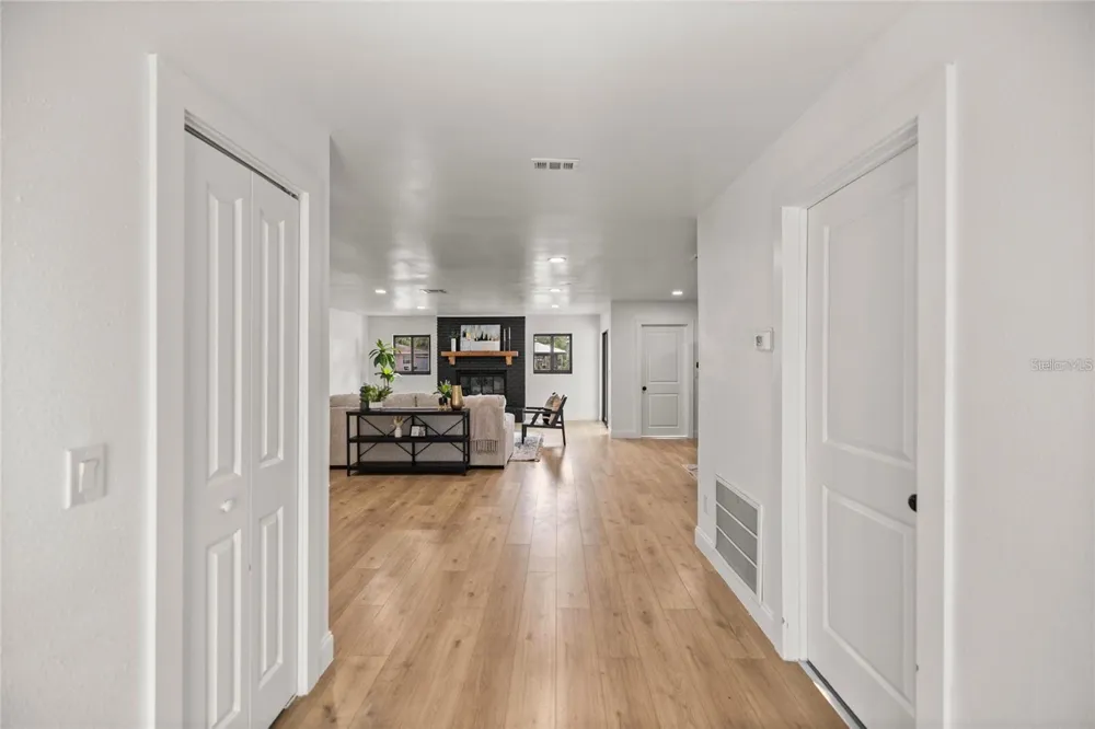 1218 SE 4TH AVENUE Crystal River, FL 34429