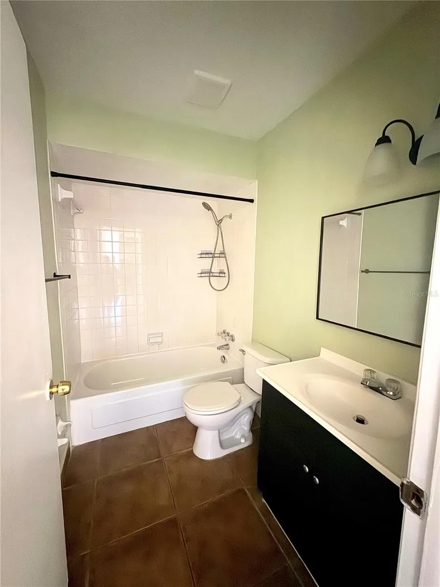 1000 LAKE OF THE WOODS BOULEVARD #101B Casselberry, FL 32730