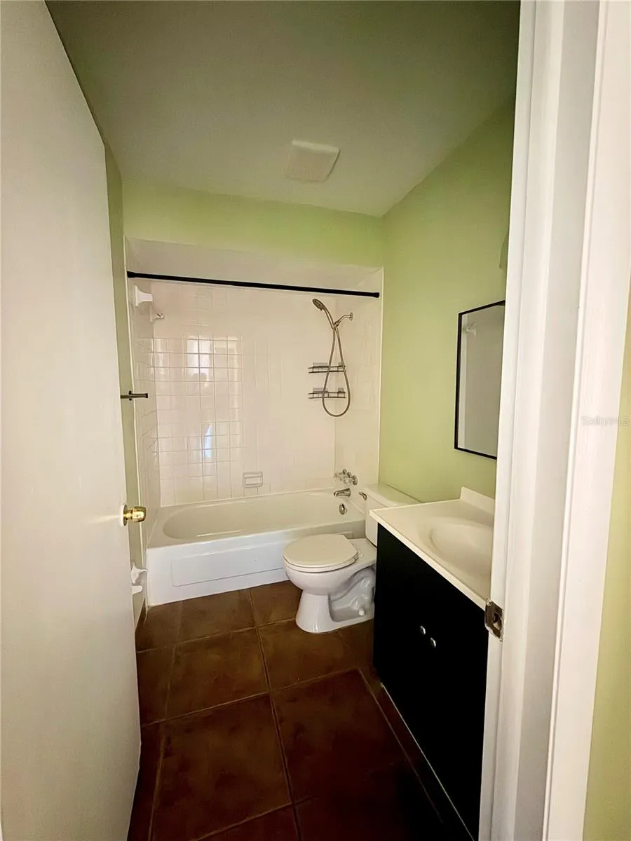 1000 LAKE OF THE WOODS BOULEVARD #101B Casselberry, FL 32730