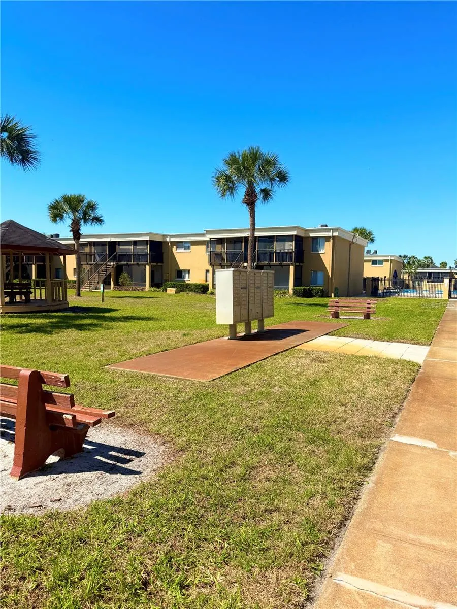 1000 LAKE OF THE WOODS BOULEVARD #101B Casselberry, FL 32730