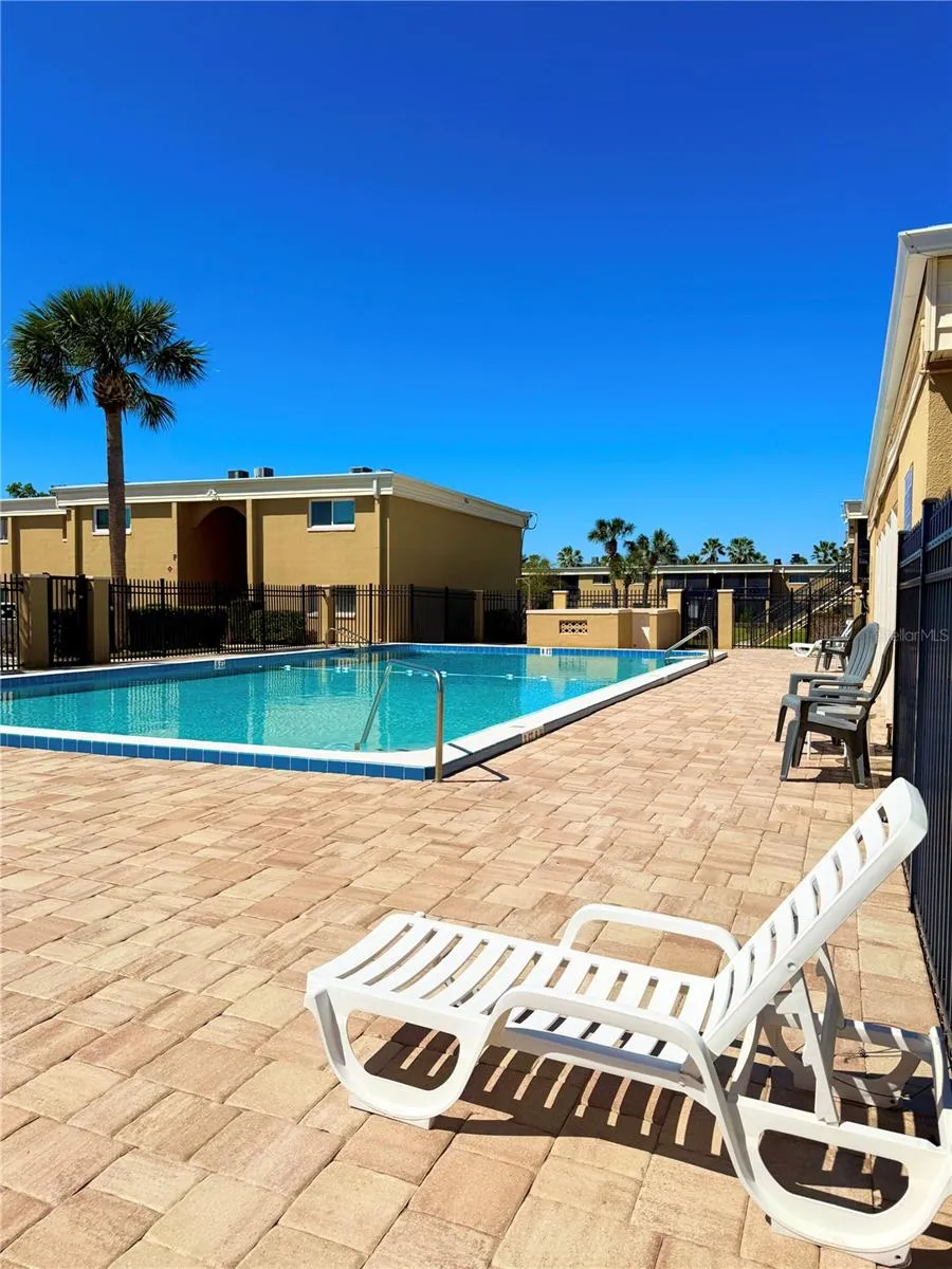 1000 LAKE OF THE WOODS BOULEVARD #101B Casselberry, FL 32730