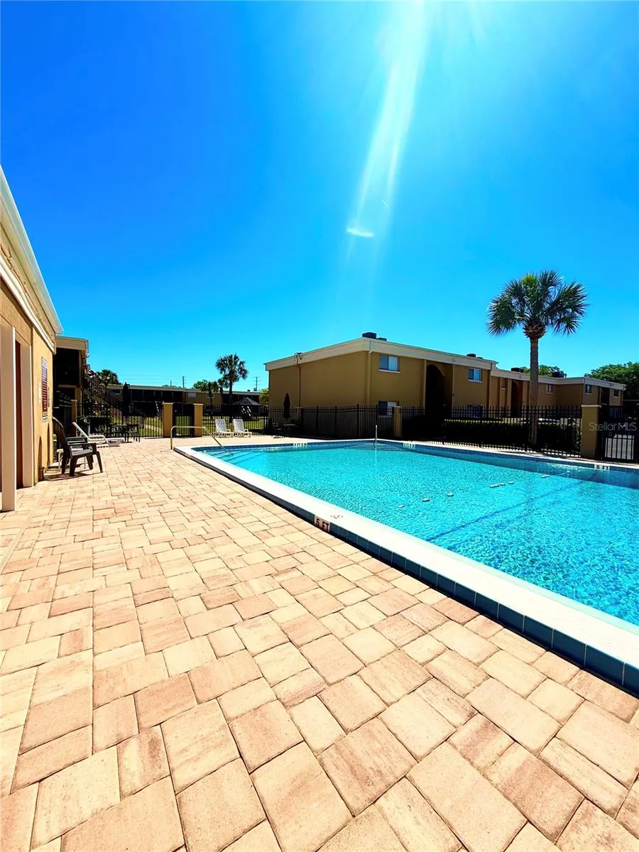 1000 LAKE OF THE WOODS BOULEVARD #101B Casselberry, FL 32730