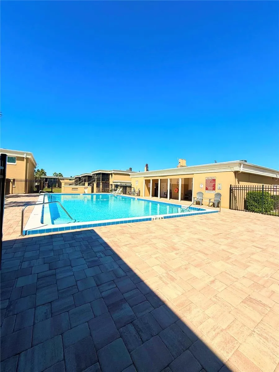 1000 LAKE OF THE WOODS BOULEVARD #101B Casselberry, FL 32730