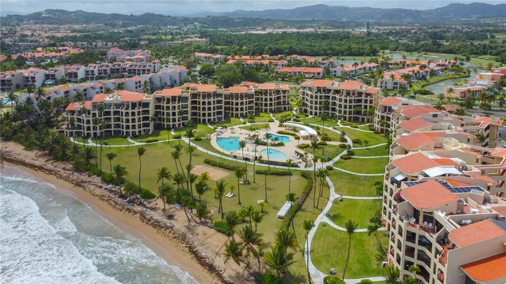 190 CANDELERO DR #228 Humacao, PR 00791
