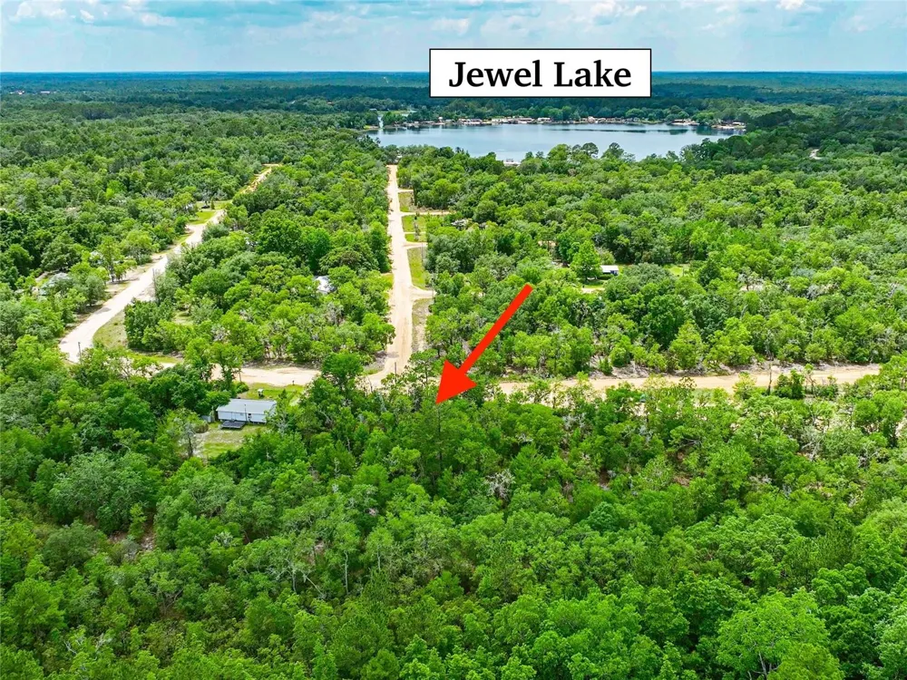 128 CARMICHAEL ROAD Interlachen, FL 32148