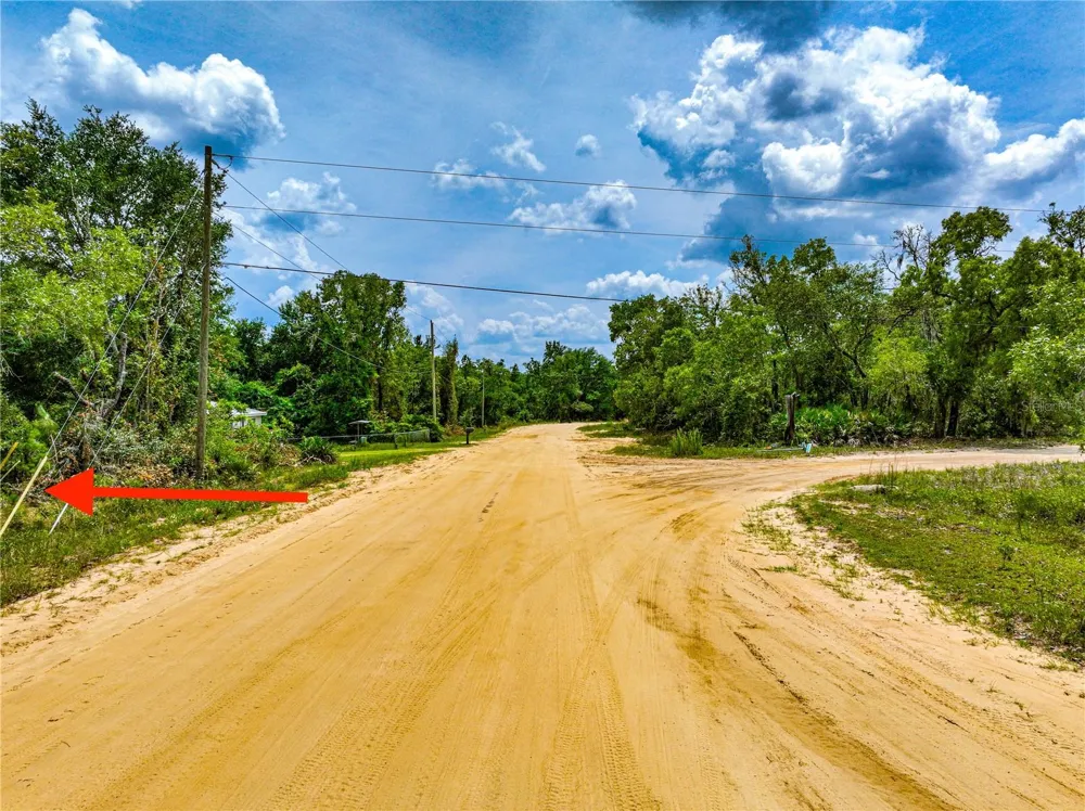 128 CARMICHAEL ROAD Interlachen, FL 32148