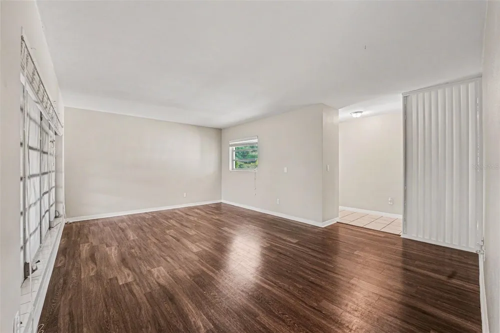 521 W PALMEDEN DRIVE Lakeland, FL 33803