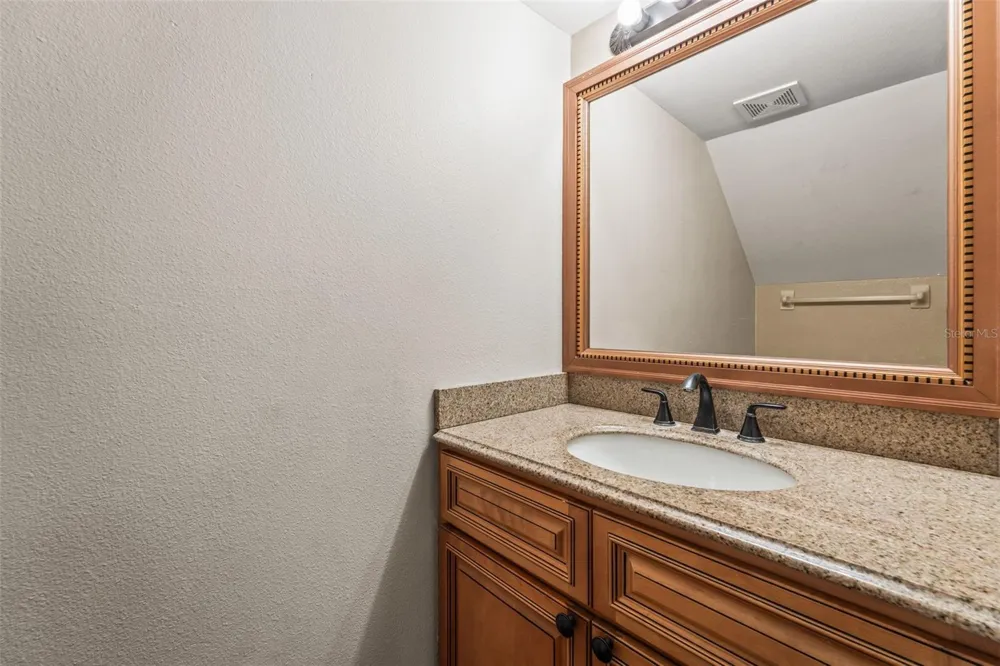 312 WINCHESTER WAY Palm Harbor, FL 34684