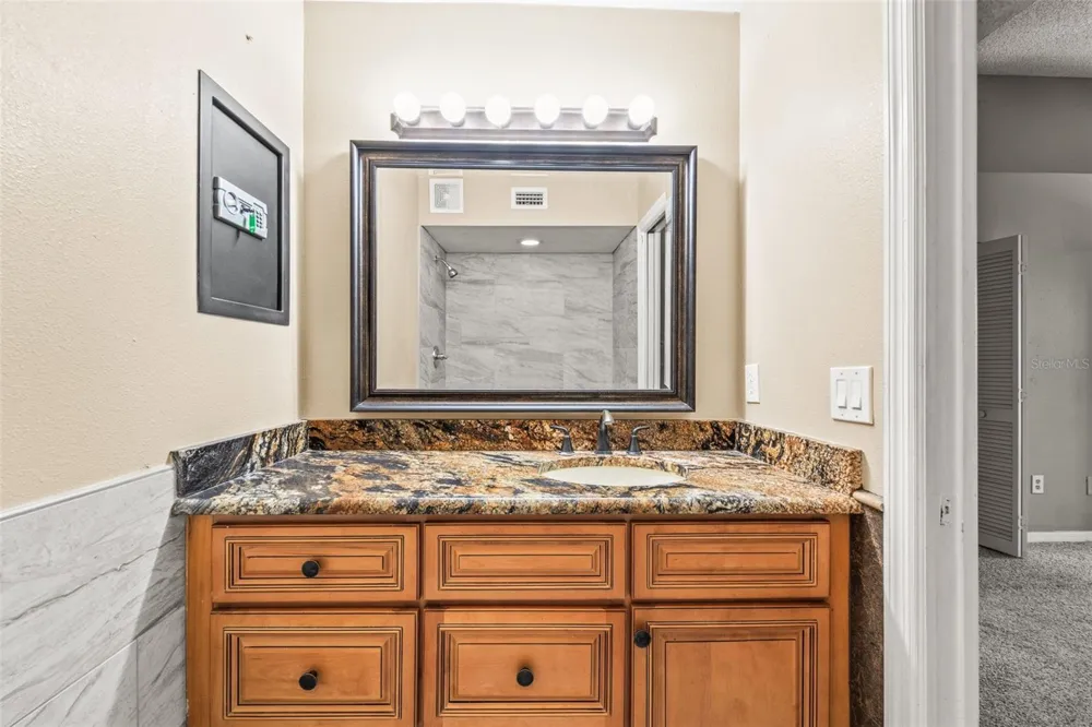 312 WINCHESTER WAY Palm Harbor, FL 34684