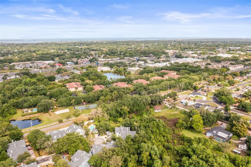 312 WINCHESTER WAY Palm Harbor, FL 34684