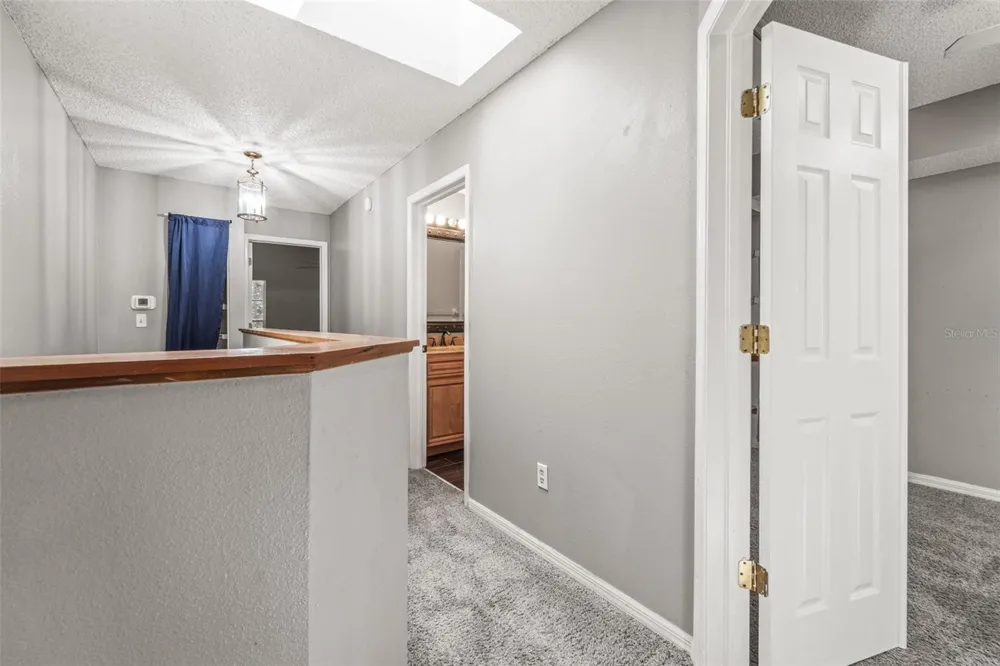 312 WINCHESTER WAY Palm Harbor, FL 34684