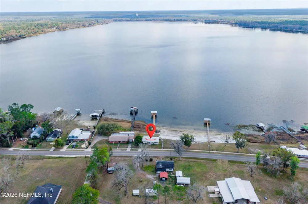 7932 SW COUNTY ROAD 18 Hampton, FL 32044
