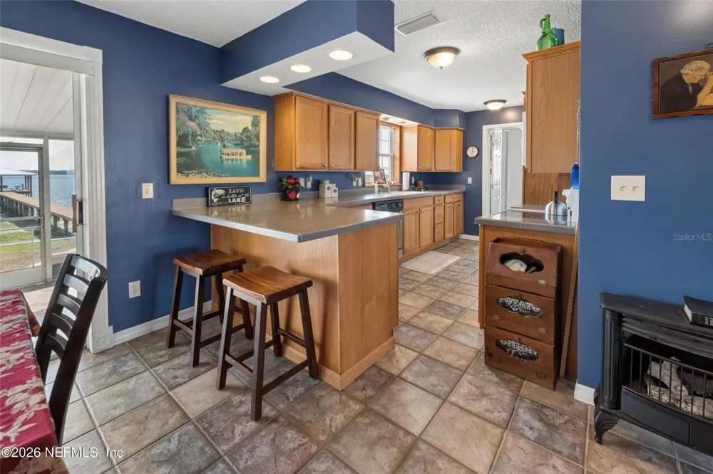 7932 SW COUNTY ROAD 18 Hampton, FL 32044