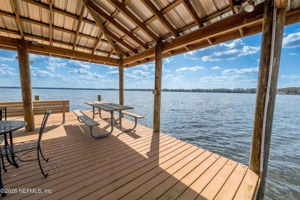 7932 SW COUNTY ROAD 18 Hampton, FL 32044
