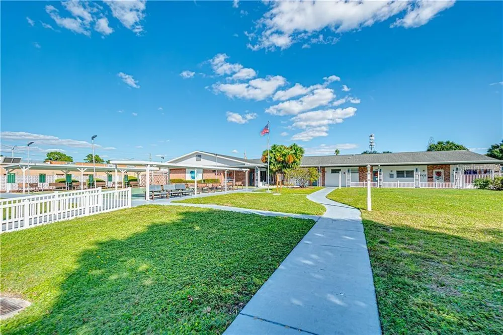 5900 21ST STREET #15 St Petersburg, FL 33714
