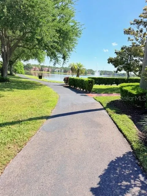 9108 LAKE CHASE ISLAND WAY #9108 Tampa, FL 33626