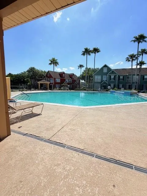 9108 LAKE CHASE ISLAND WAY #9108 Tampa, FL 33626
