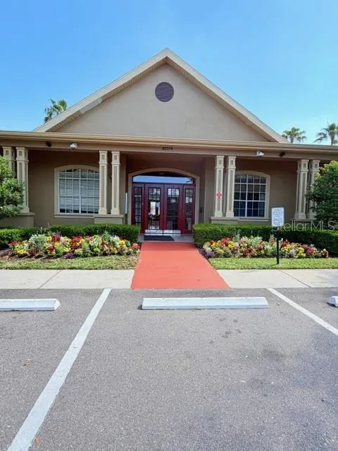 9108 LAKE CHASE ISLAND WAY #9108 Tampa, FL 33626
