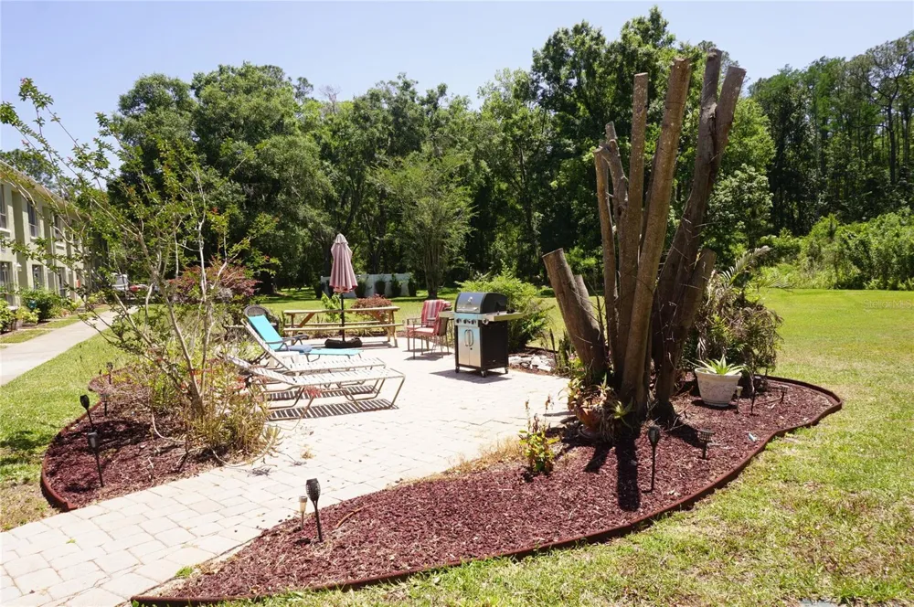 1775 CUPECOY CIRCLE #O6 Lutz, FL 33558