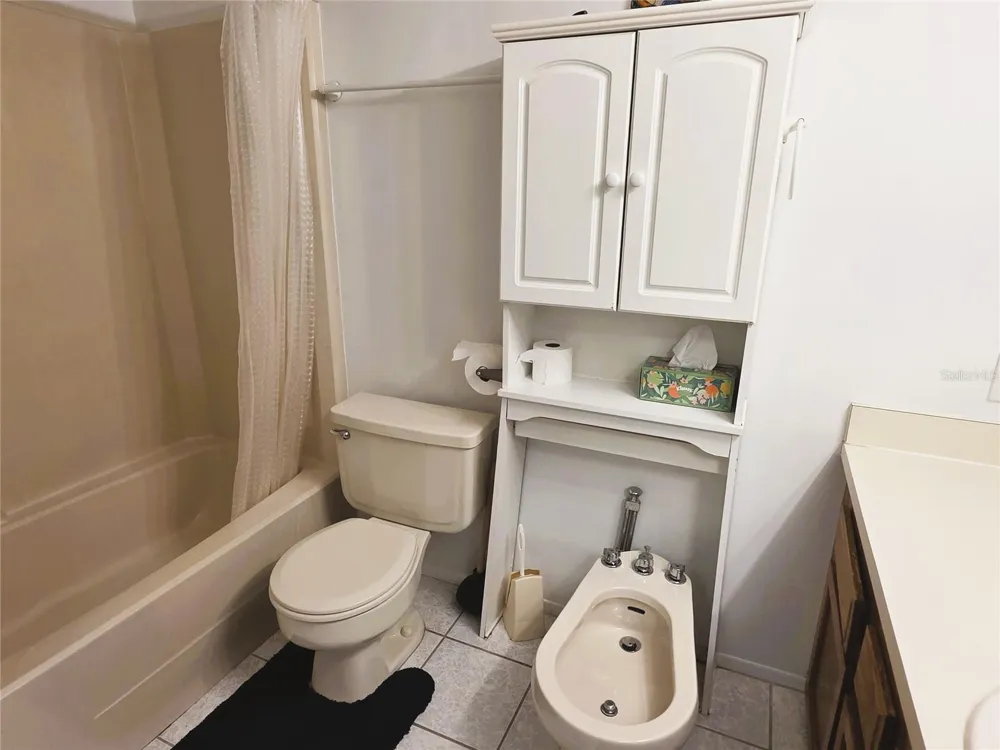 1775 CUPECOY CIRCLE #O6 Lutz, FL 33558