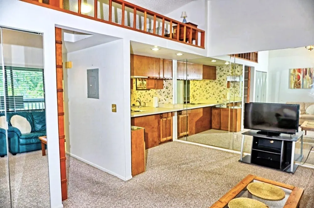 1775 CUPECOY CIRCLE #O6 Lutz, FL 33558