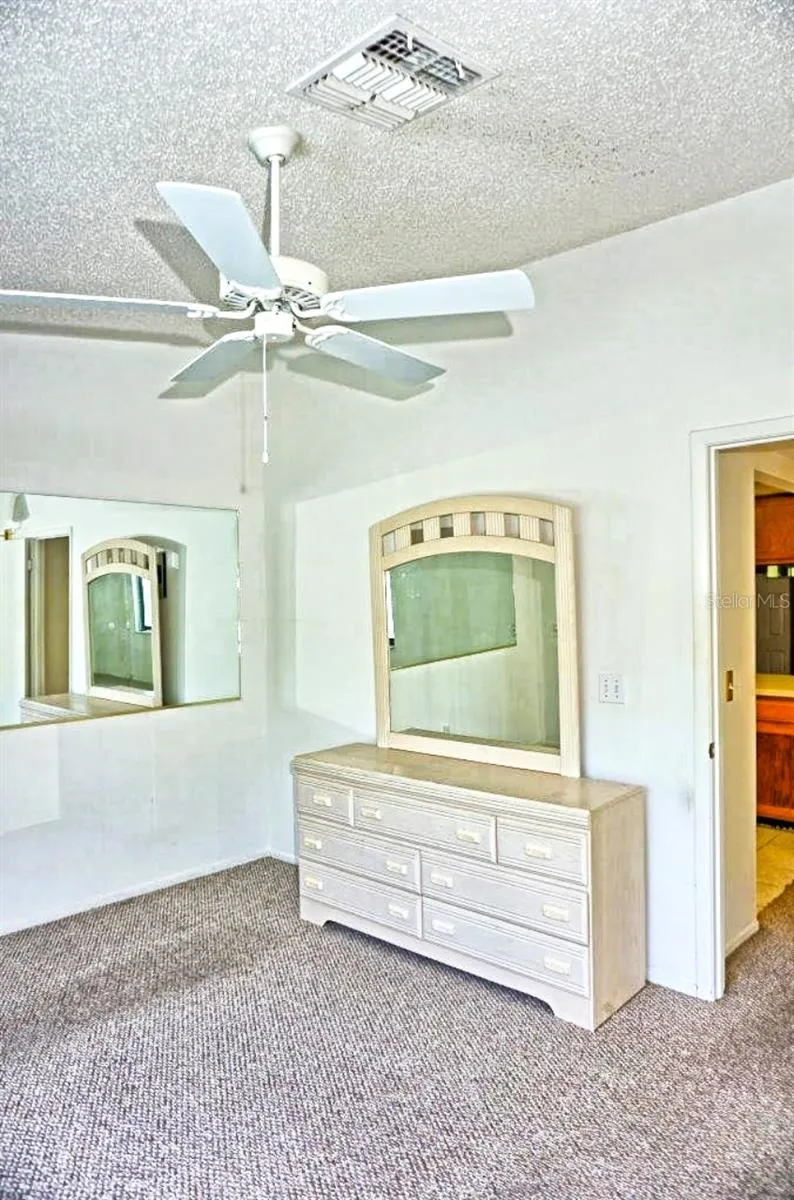 1775 CUPECOY CIRCLE #O6 Lutz, FL 33558