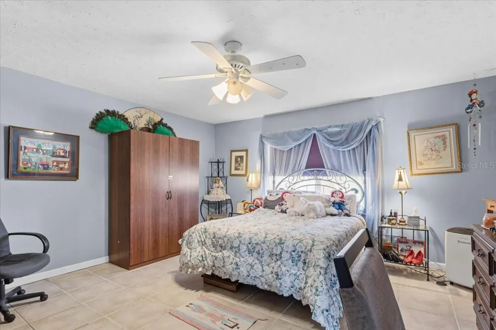 229 LAKE IDA POINT DRIVE Interlachen, FL 32148