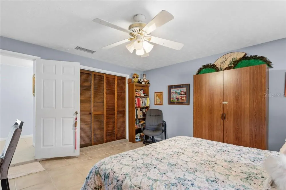 229 LAKE IDA POINT DRIVE Interlachen, FL 32148