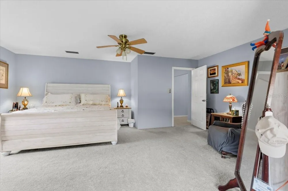 229 LAKE IDA POINT DRIVE Interlachen, FL 32148