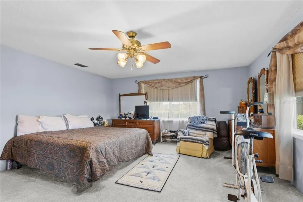 229 LAKE IDA POINT DRIVE Interlachen, FL 32148
