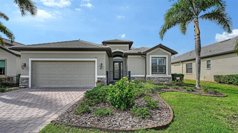 7702 RIO BELLA PLACE Bradenton, FL 34201