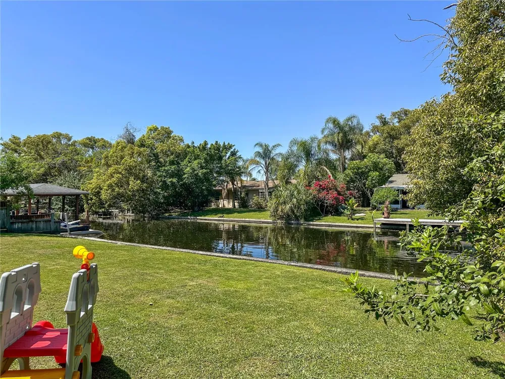 2601 WINDWARD COURT Orlando, FL 32805