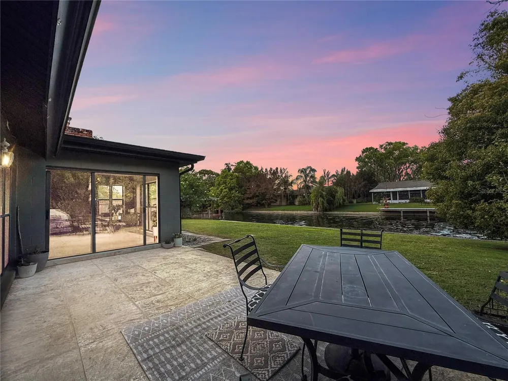 2601 WINDWARD COURT Orlando, FL 32805