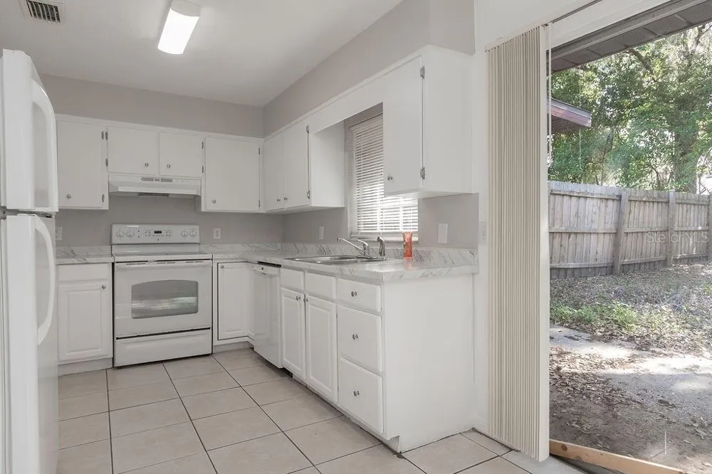 1516 S BOUNDARY STREET Deland, FL 32720