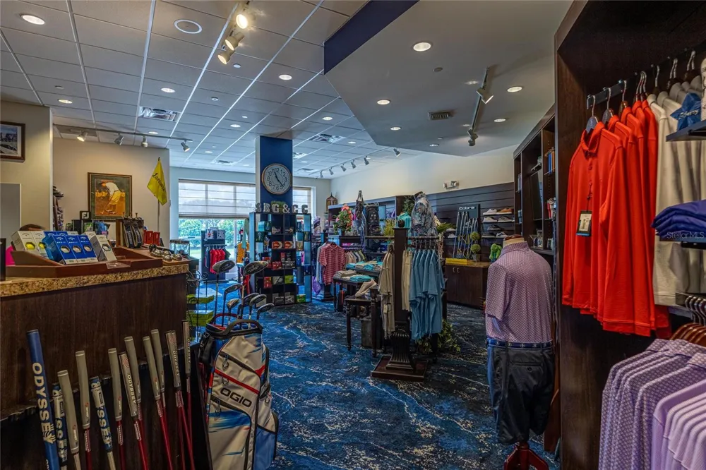 9610 CLUB SOUTH CIRCLE ## 4207 Sarasota, FL 34238