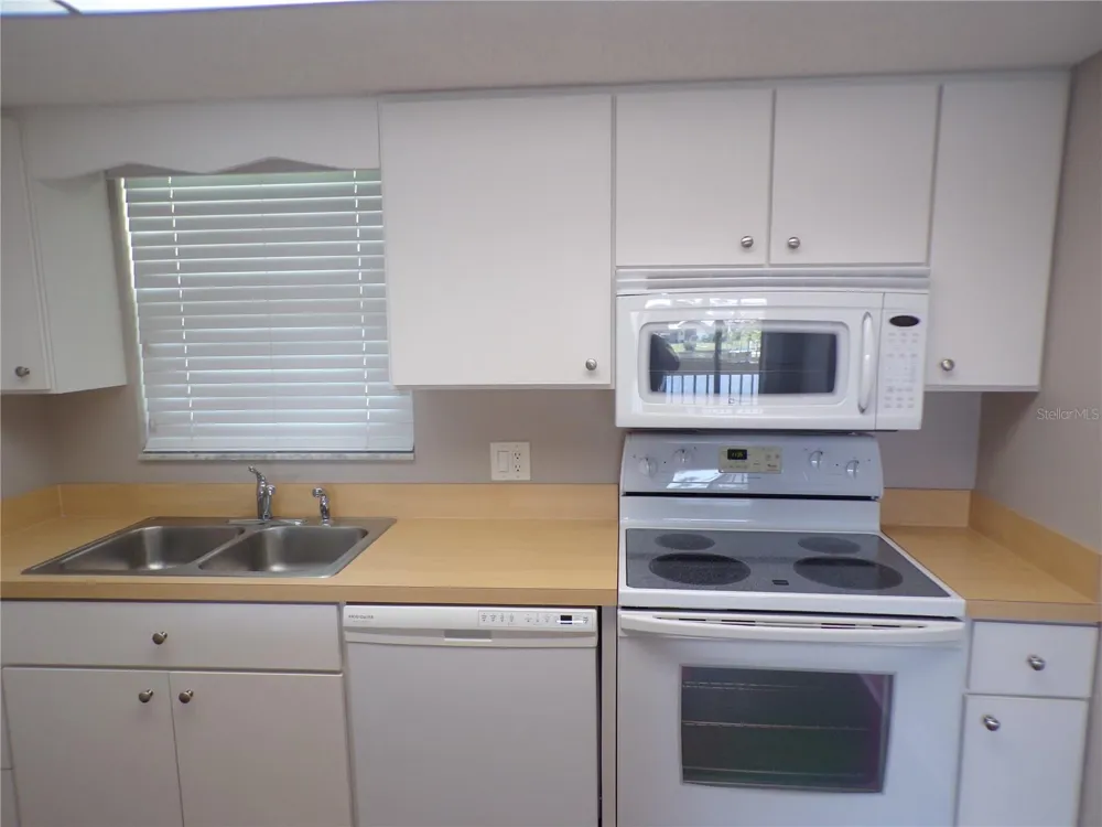 1080 BAL HARBOR BOULEVARD #4D Punta Gorda, FL 33950