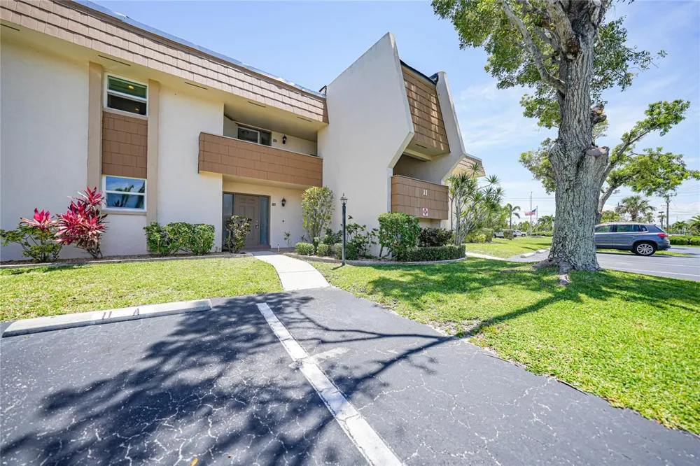1080 BAL HARBOR BOULEVARD #4D Punta Gorda, FL 33950