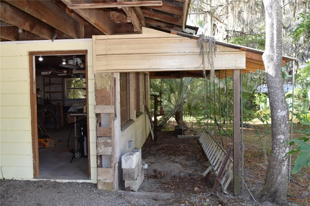 121 AWEEMA WAY Melrose, FL 32666
