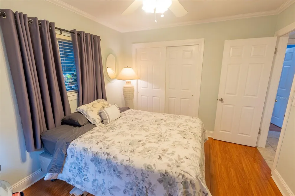 33 SOUTHWIND DRIVE Belleair Bluffs, FL 33770