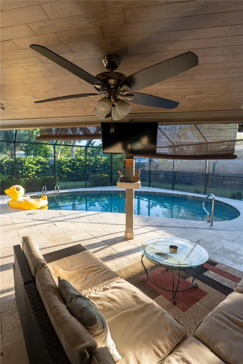 33 SOUTHWIND DRIVE Belleair Bluffs, FL 33770
