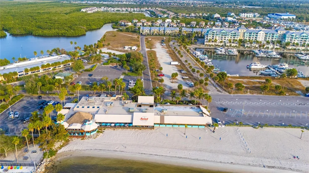 611 DESTINY DRIVE #410 Ruskin, FL 33570
