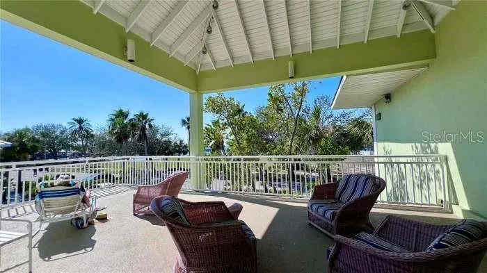 611 DESTINY DRIVE #410 Ruskin, FL 33570