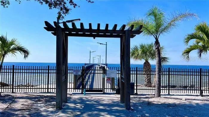 611 DESTINY DRIVE #410 Ruskin, FL 33570