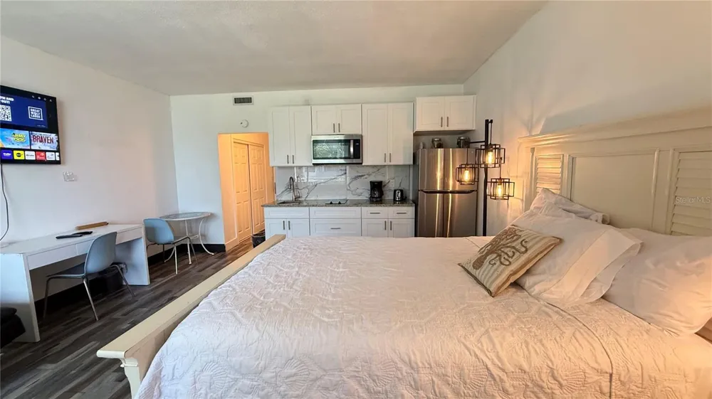 611 DESTINY DRIVE #410 Ruskin, FL 33570