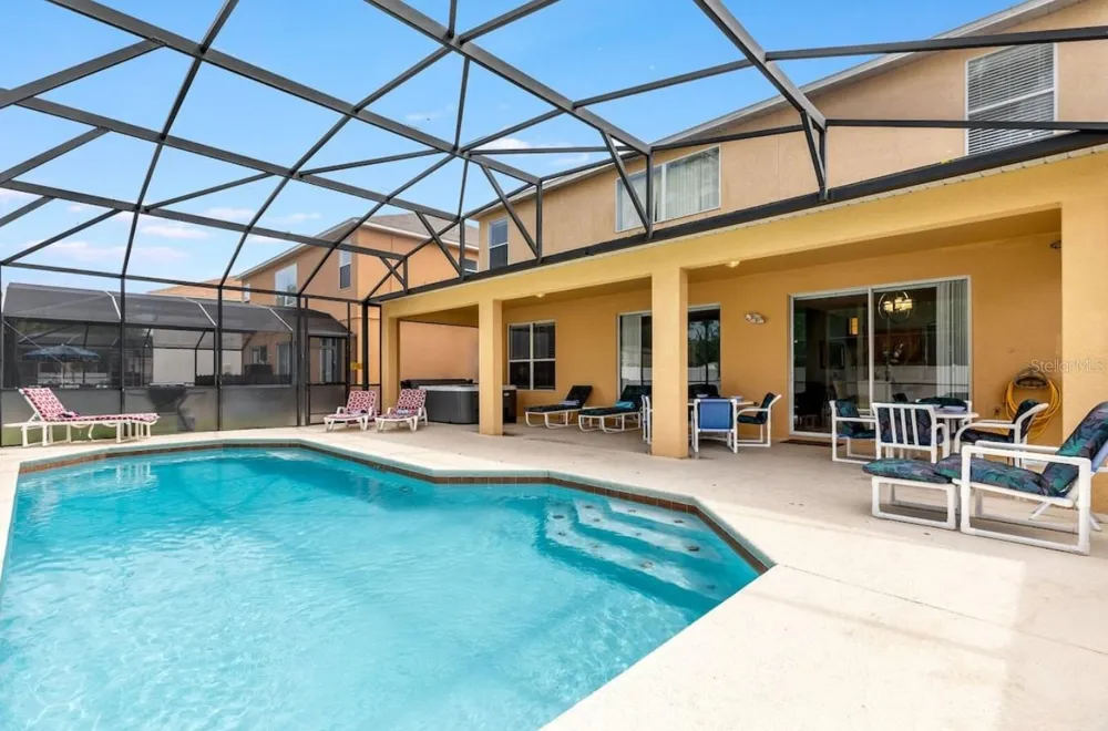 1315 SEASONS BOULEVARD Kissimmee, FL 34746